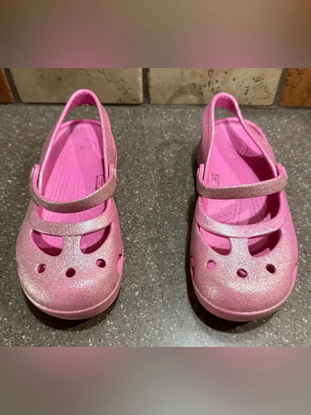 Kids Glitter Pink Mary Jane Slingback crocs c13